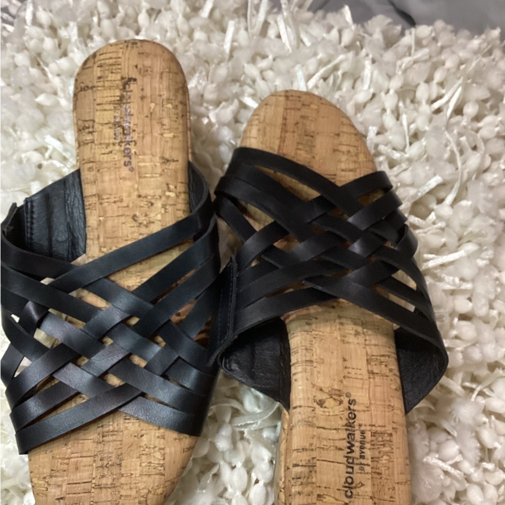 50% Off! 3 Days! NWOT -Cloudwlkrs  - Black Weave Wedges - Never Worn - Size 10W! - Picture 10 of 11
